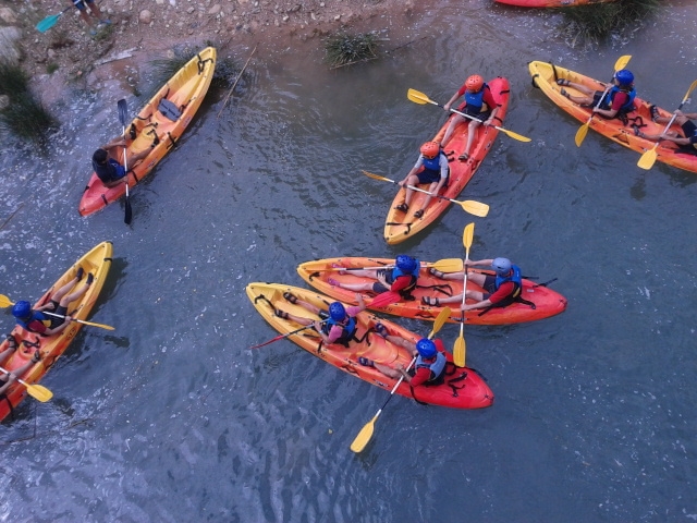  Discesa in canoa nel campo 